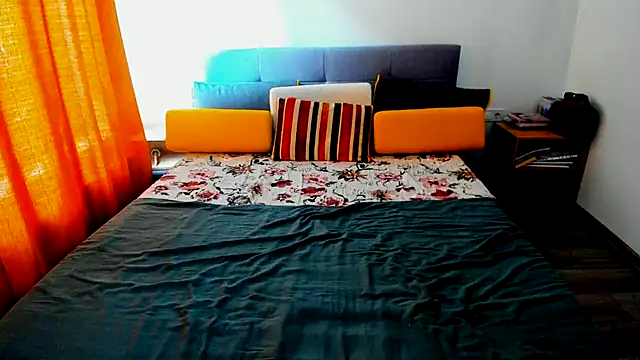 pinupmod online show from November 1, 2025, 10:50 am