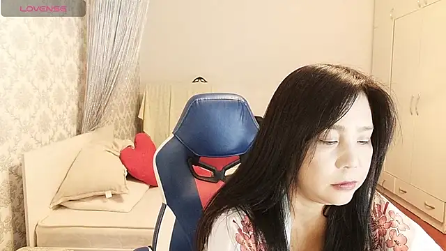 MissValday online show from April 23, 2026, 6:03 am