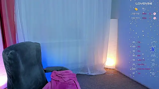 Vivian cutie online show from January 8, 2025, 6:31 pm