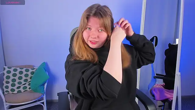 Vivian cutie online show from February 5, 2025, 3:31 pm