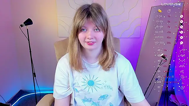 Vivian cutie online show from February 21, 2025, 2:38 pm