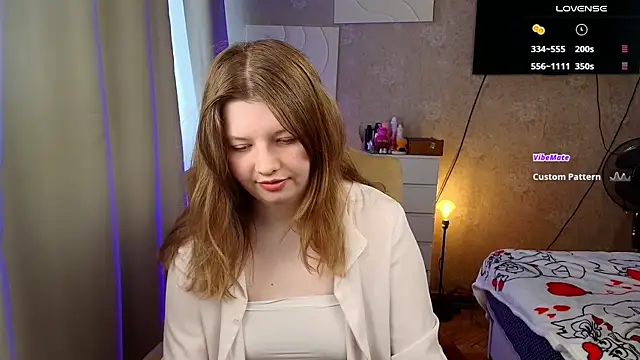 Vivian cutie online show from April 26, 2026, 10:35 am