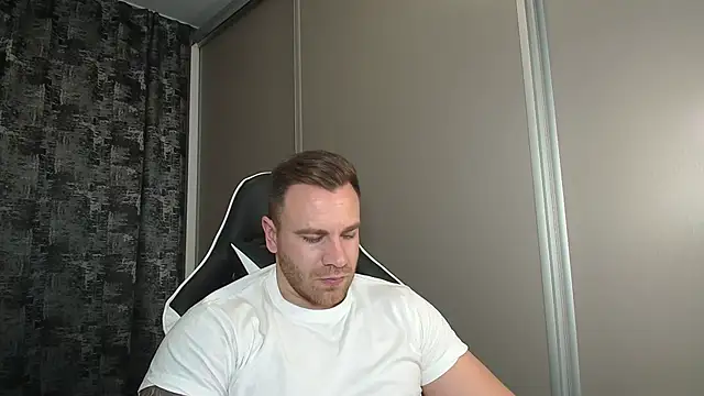 Thori92 online show from January 3, 2025, 9:05 pm