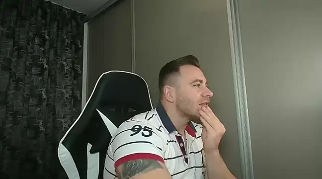 Thori92 online show from January 26, 2025, 3:03 pm