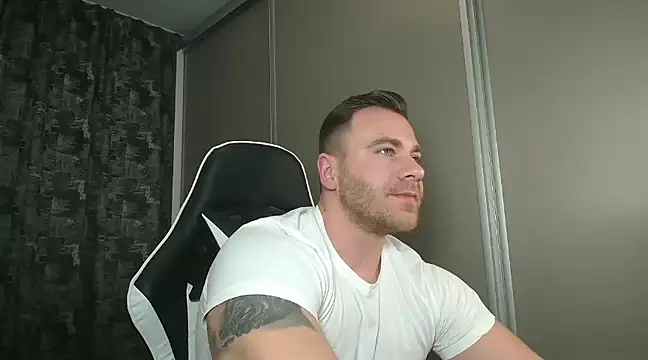 Thori92 online show from January 29, 2025, 8:14 pm