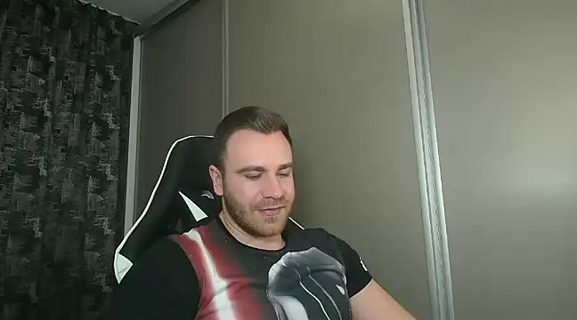 Thori92 online show from February 5, 2025, 5:20 pm