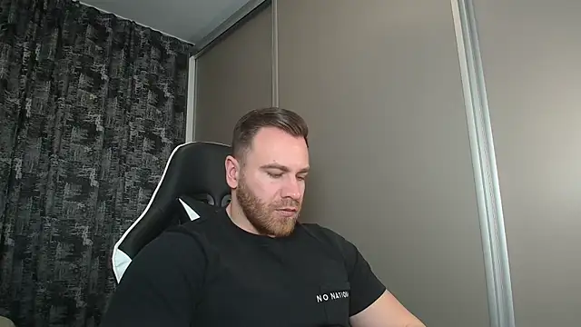 Thori92 online show from February 19, 2025, 5:38 pm