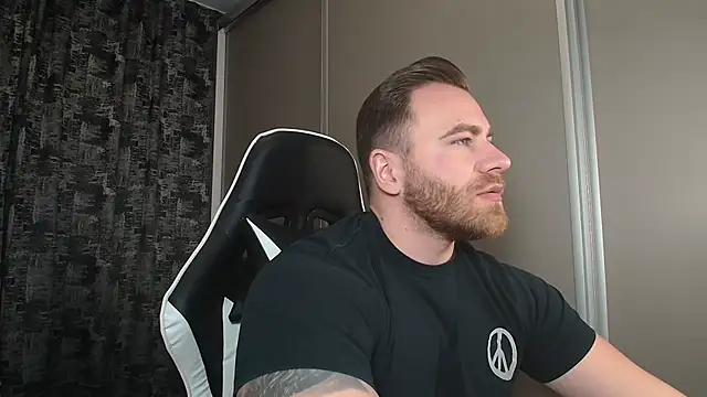 Thori92 online show from February 23, 2025, 8:44 pm