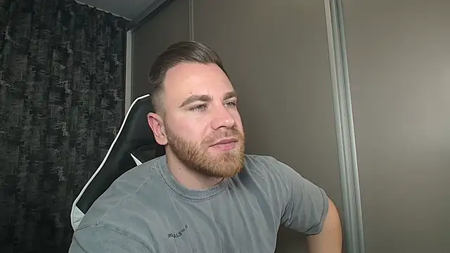 Thori92 online show from February 27, 2025, 6:09 pm