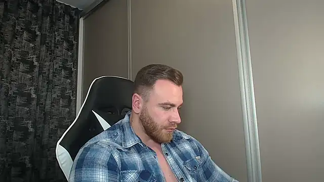 Thori92 online show from March 3, 2025, 8:21 pm