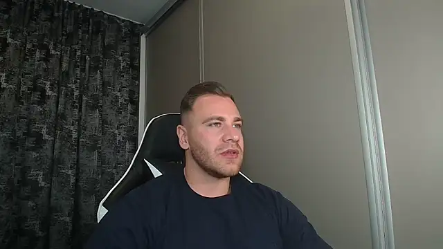 Thori92 online show from September 27, 2025, 5:40 pm