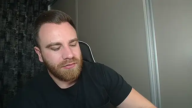 Thori92 online show from November 27, 2025, 6:10 pm