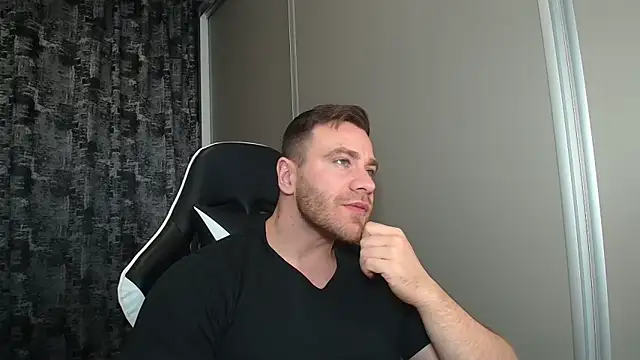 Thori92 online show from March 25, 2026, 5:19 pm