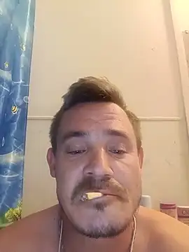 Snapshot of Ivanekkral chatting on June 7, 2026, 8:56 pm Ivanekkral online show from June 7, 2026, 8:56 pm