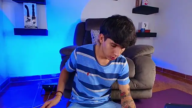 JacoboSwam online show from February 4, 2025, 11:38 pm