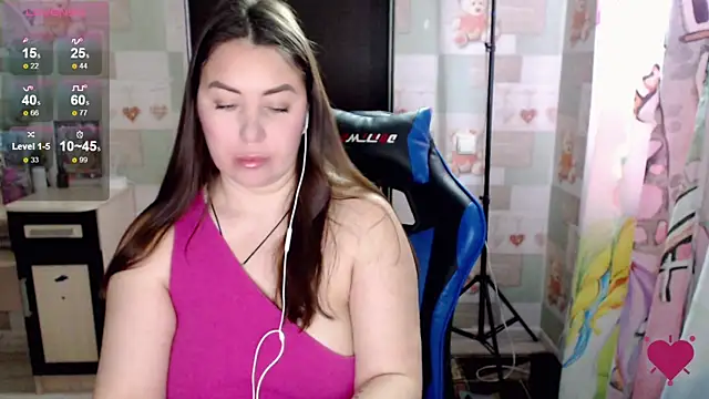 Korolek12 online show from February 3, 2025, 8:02 am