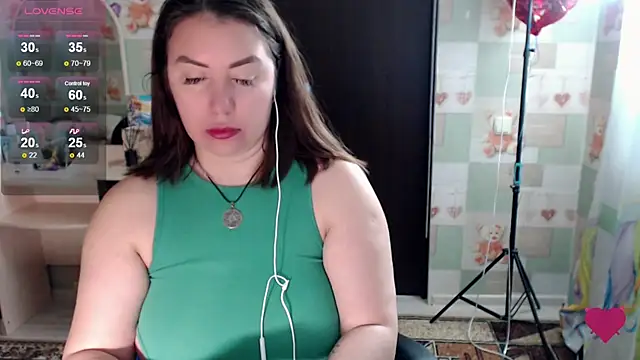 Korolek12 online show from November 27, 2025, 5:09 am