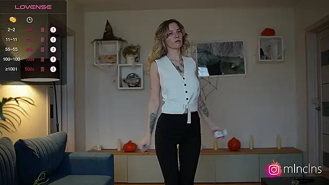 melanielwithu online show from October 23, 2025, 11:31 am