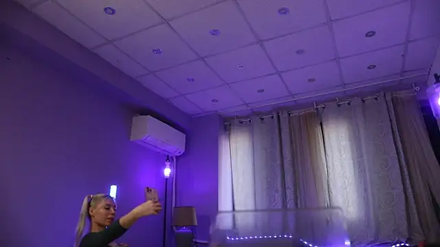 mandypeas online show from December 18, 2024, 7:47 am