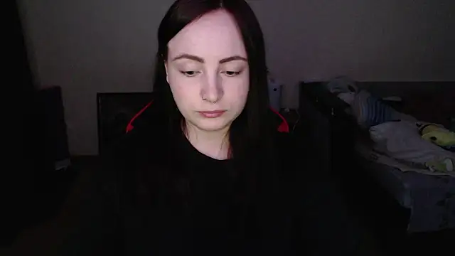 Laralianna online show from April 11, 2026, 6:01 pm