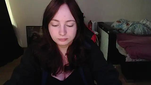 Snapshot of Laralianna chatting on May 29, 2026, 5:05 am Laralianna online show from May 29, 2026, 5:05 am