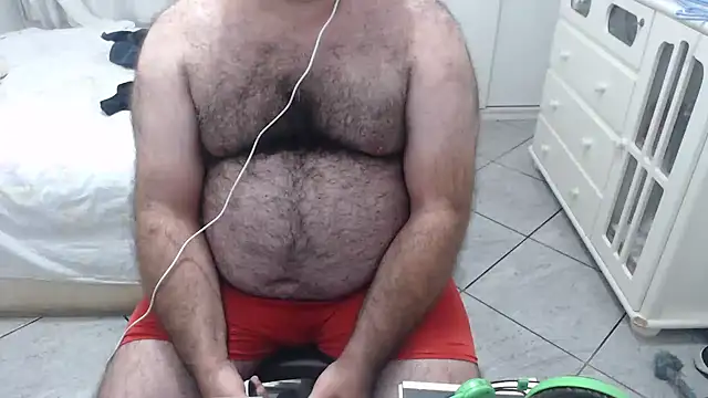 MysterBearMG online show from February 2, 2025, 11:42 pm