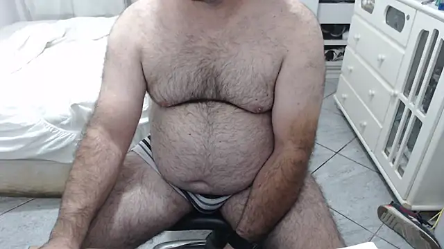 MysterBearMG online show from November 11, 2025, 12:10 am