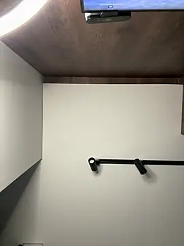 Snapshot of AnushaKumari chatting on April 7, 2026, 5:57 pm AnushaKumari online show from April 7, 2026, 5:57 pm