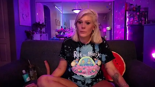 Lexi Shocker online show from April 23, 2026, 3:08 am