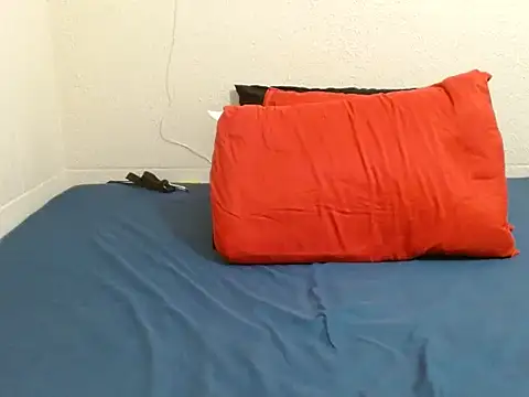 vaholiver online show from March 21, 2025, 9:12 pm