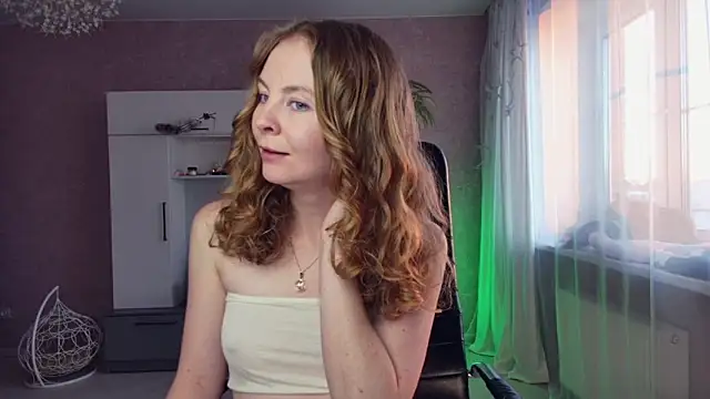 Cuddle Cat online show from February 22, 2025, 2:19 pm