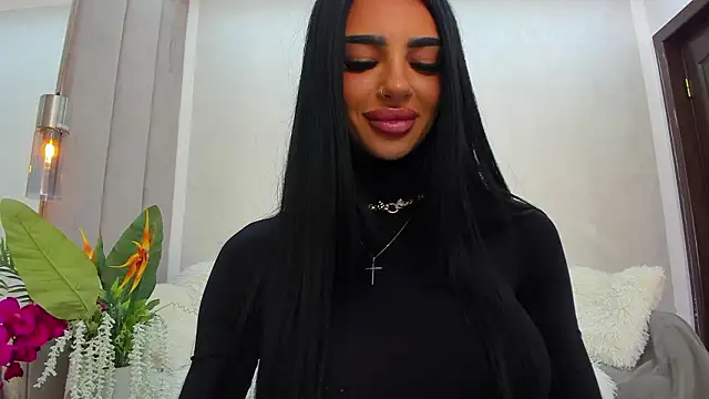 Britney Charm  online show from March 6, 2026, 7:27 am