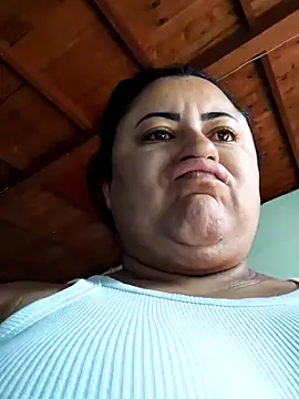 Monseratte21 online show from November 30, 2025, 1:15 pm