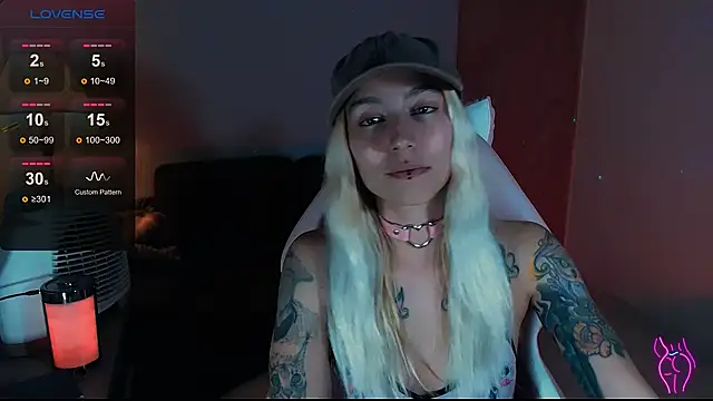 Saucy Jenn online show from December 7, 2024, 5:48 am