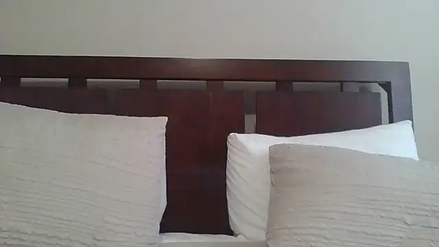 MsJuicy online show from December 15, 2024, 9:09 pm