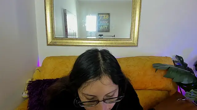 Snapshot of Kyomi_chang chatting on April 18, 2026, 12:09 pm Kyomi chang online show from April 18, 2026, 12:09 pm