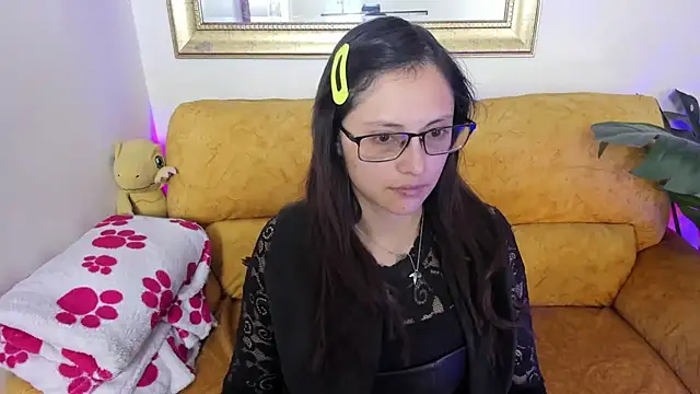 Snapshot of Kyomi_chang chatting on June 2, 2026, 1:02 pm Kyomi chang online show from June 2, 2026, 1:02 pm