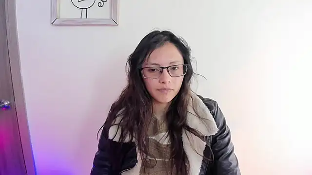 Snapshot of Kyomi_chang chatting on July 23, 2026, 1:09 pm Kyomi chang online show from July 23, 2026, 1:09 pm