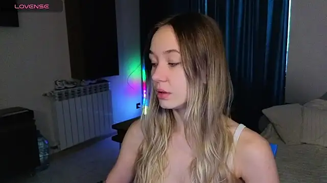 SexyCocobutt online show from November 19, 2025, 8:47 am