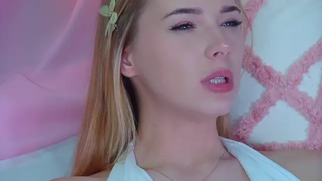 GentleRossi online show from February 4, 2025, 10:24 pm