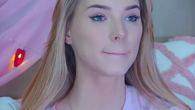 GentleRossi online show from February 11, 2025, 7:27 pm