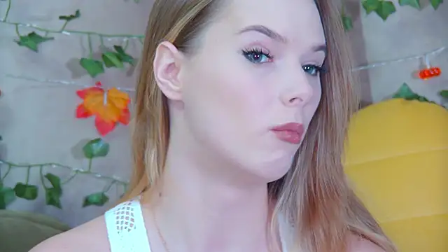 GentleRossi online show from October 14, 2025, 3:13 pm