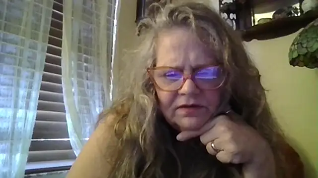 Snapshot of DestineeLoverGirl chatting on March 20, 2026, 1:16 pm DestineeLoverGirl online show from March 20, 2026, 1:16 pm