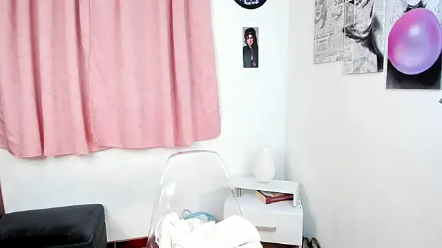 melisa es online show from March 6, 2025, 1:37 am