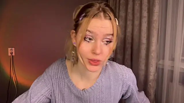 Chanel Gill online show from December 19, 2024, 8:44 pm