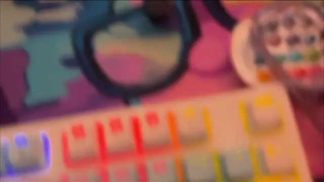 Chanel Gill online show from December 14, 2025, 3:06 pm