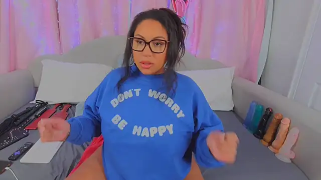 MeghanXO online show from February 5, 2025, 3:34 am