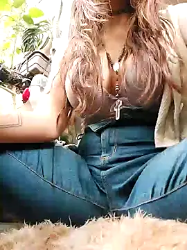 k lebannon online show from January 25, 2025, 6:46 pm