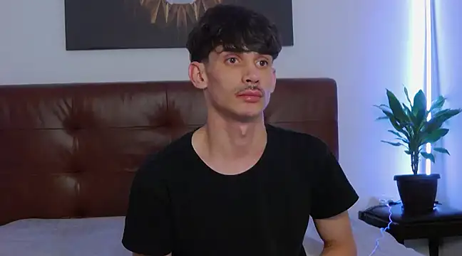 DanielCrush1 online show from February 14, 2025, 4:31 pm