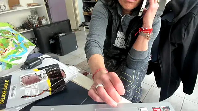 Orchideaxx online show from March 20, 2026, 10:53 am